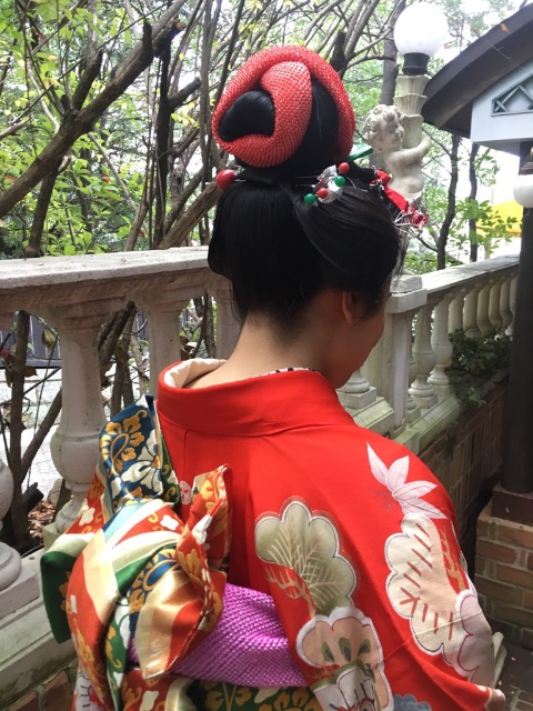 成人式 地毛結いの日本髪と母の着付け ヘアーサロン千鳥
