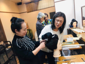 日本髪の結い方, 結髪の技術を学びたい美容師に向けた日本髪の講習会です